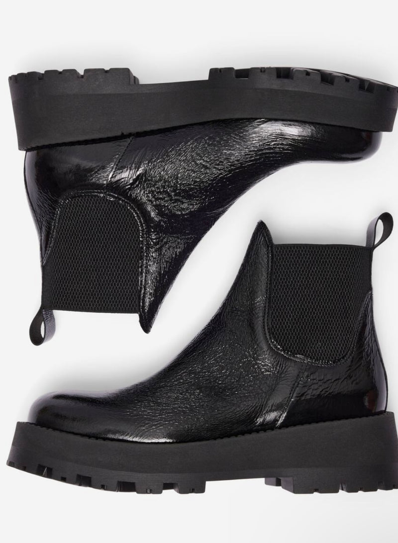Selected Femme Patent Leather Chelsea Boots in Black